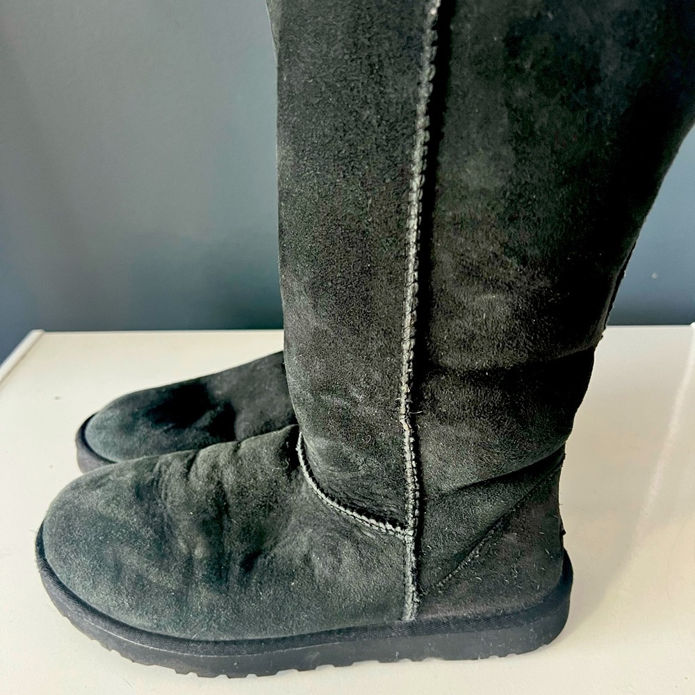 UGG CLASSIC TALL II BOOT